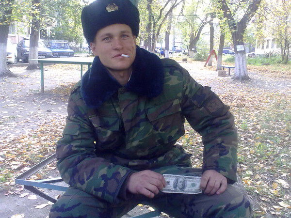 Юрий Антонов