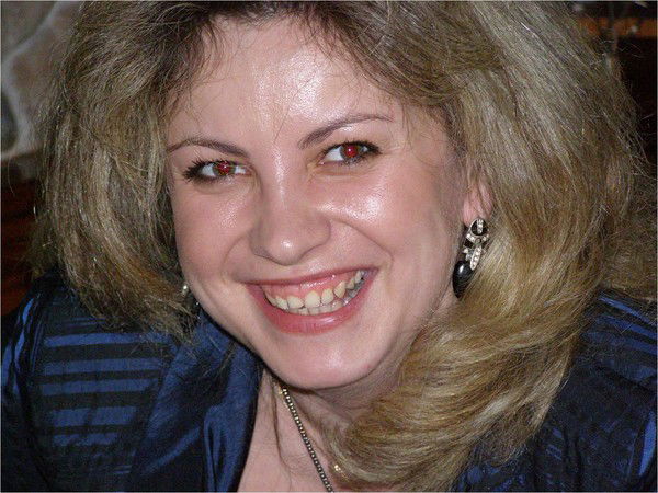 Елена Чухарева