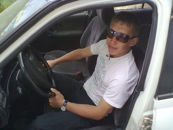 Олег Литвинов