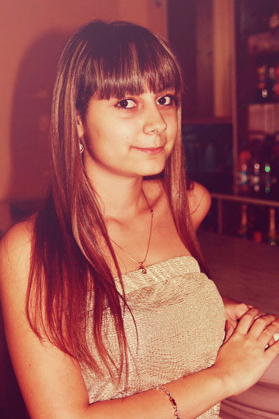 Елена Дзреян