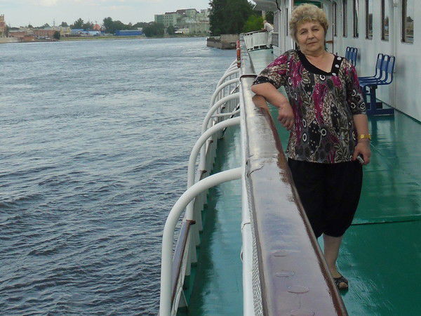 Людмила Комиссарова