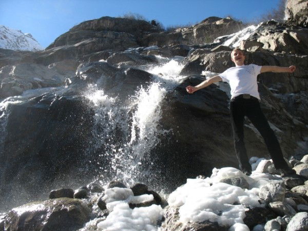 Александр Жаров