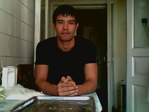 Алим Рустамов