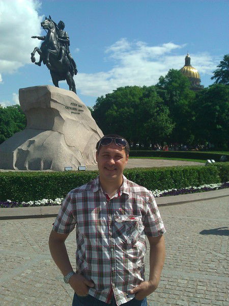 Олег Крестин