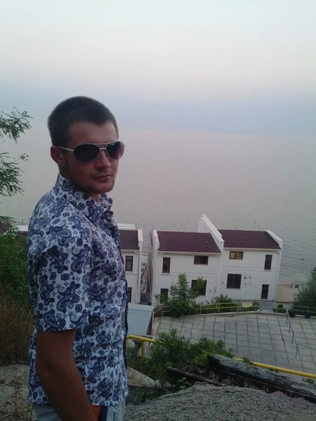 Евгений Лапицкий