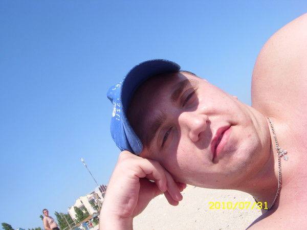 Александр Колесников