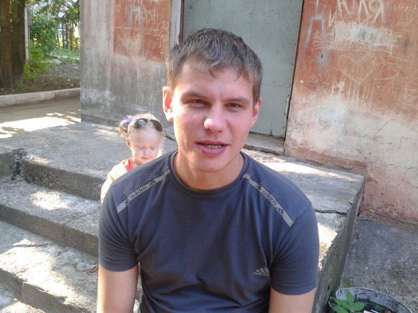 Антон Бобров