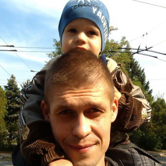 Александр Тихонов