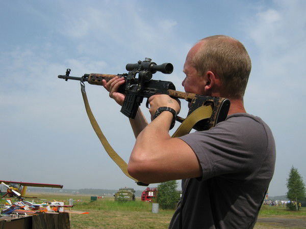 Олег Пчелинцев