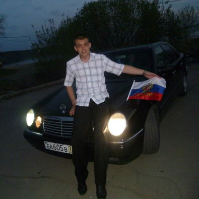 Дмитрий Устьянцев