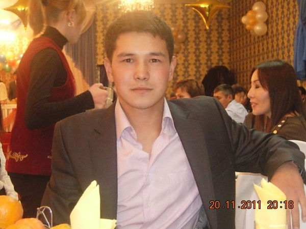 Азамат Абиров