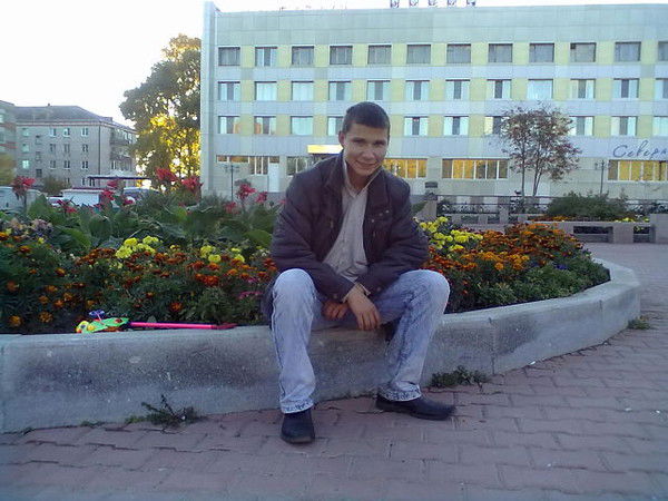 Виктор Иванов