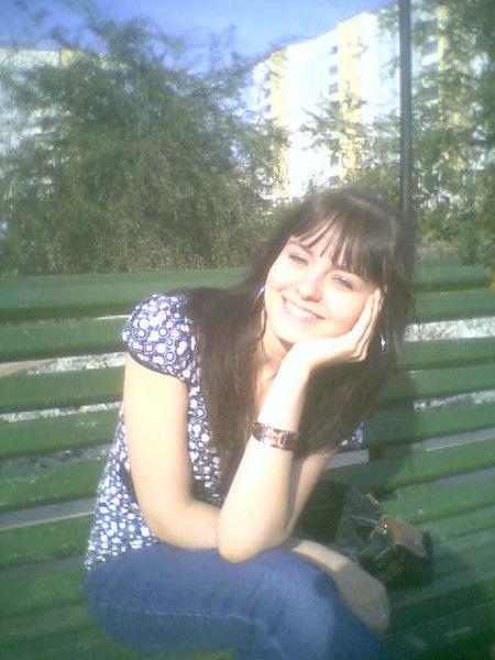 Алена Костенко