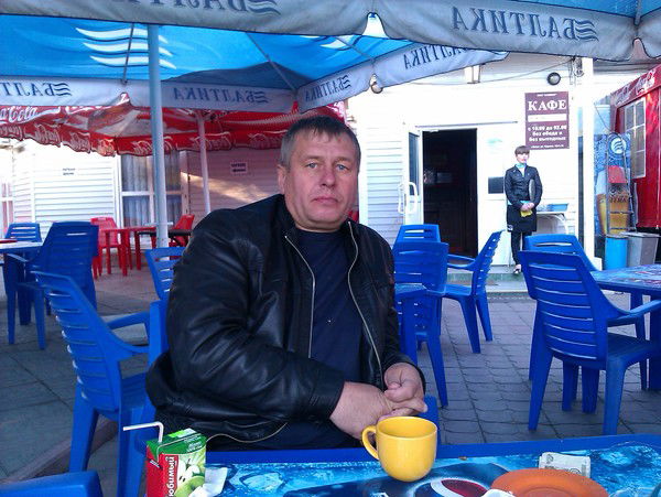 Александр Гущин