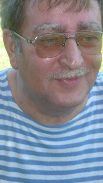 Александр Любецкий