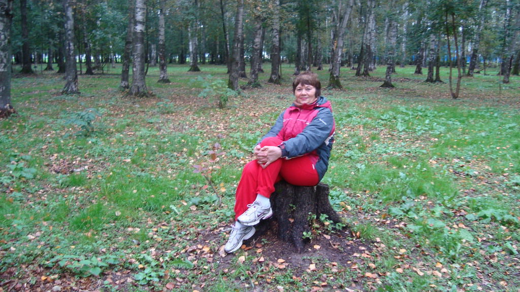 Валя Попова