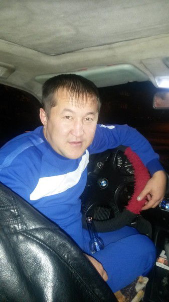 Арман Ахатбеков