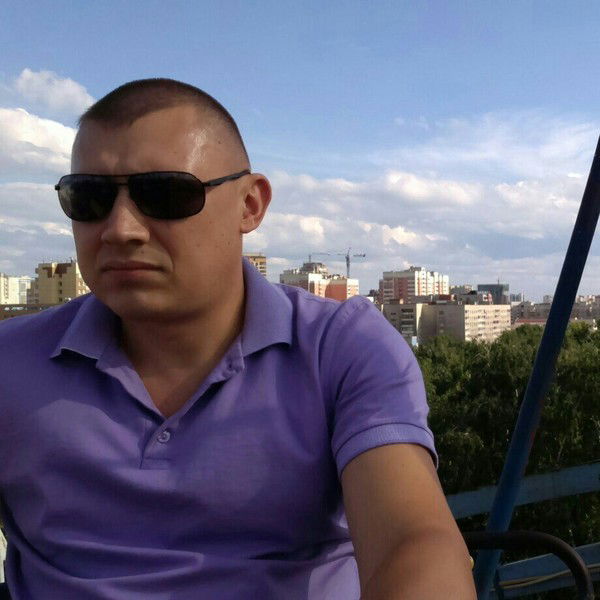 Денис Лопатин