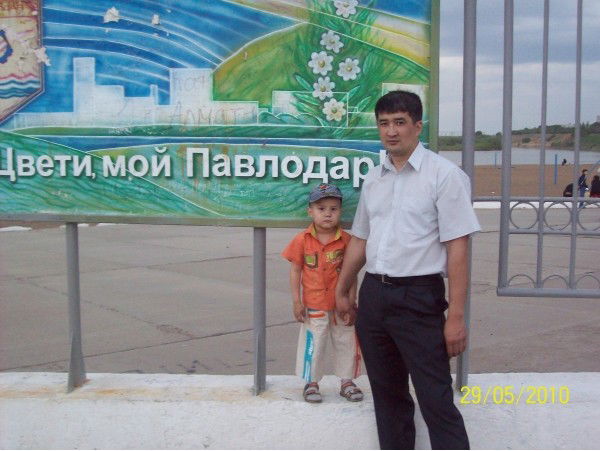 Нуржан Султанов