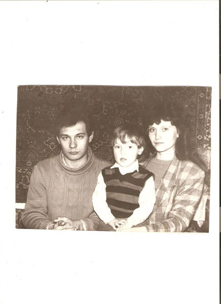 Лариса Генцелева