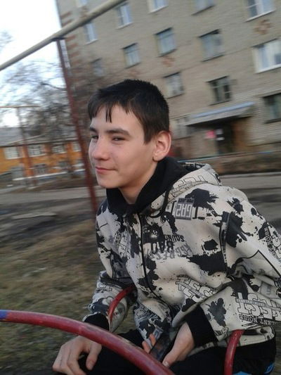 Антон Худяков