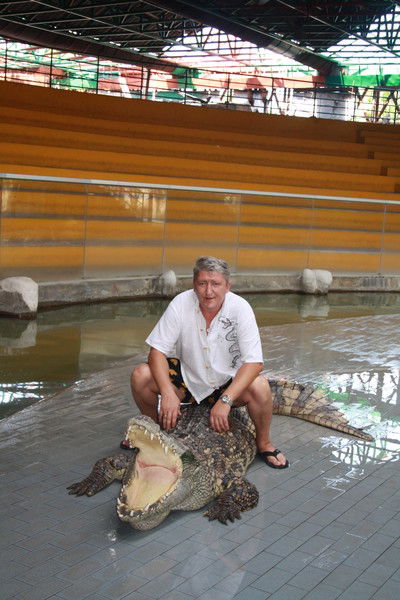 Владимир Луговских