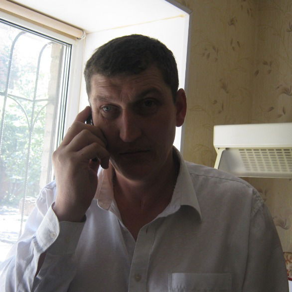 Олег Тихонов