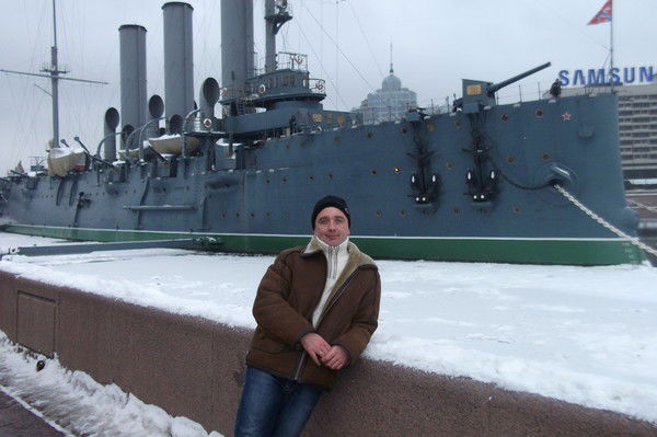 Александр Позняк