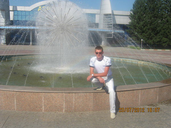 Денис Вичканов