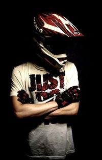 Игорь Лутшер