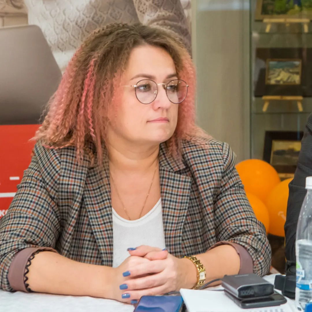 Неизвестно Неизвестно