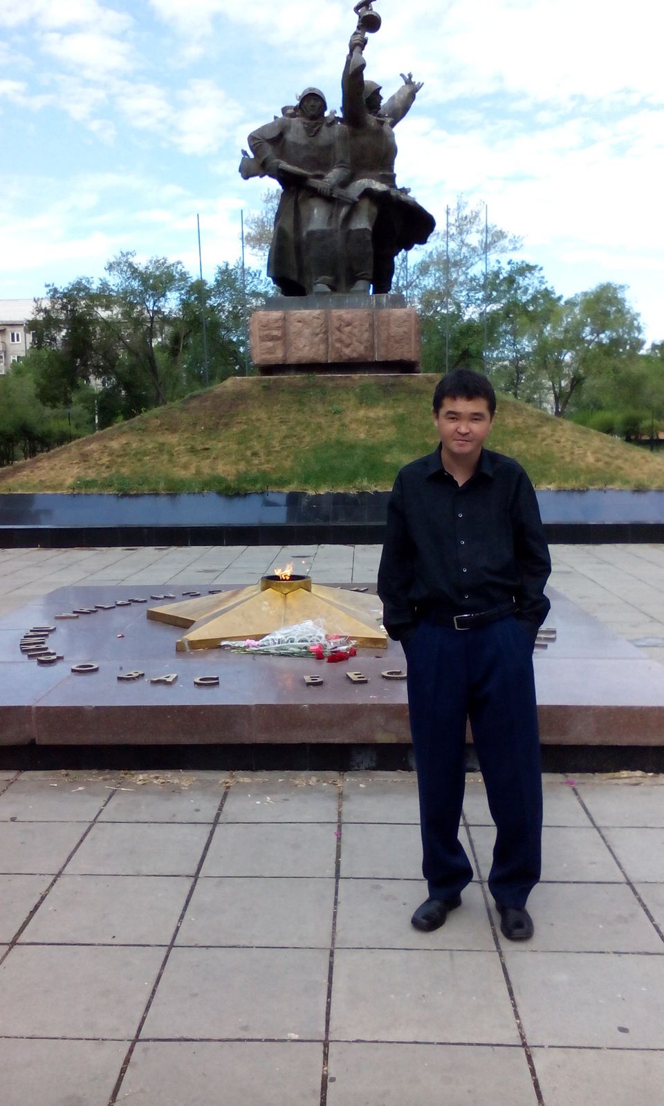 Тимур Азараков