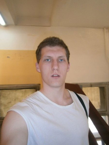 Анатолий Симонов