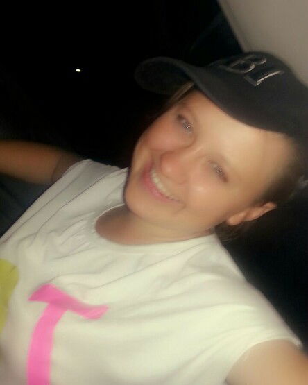 ***карамелька*** Сазонтова