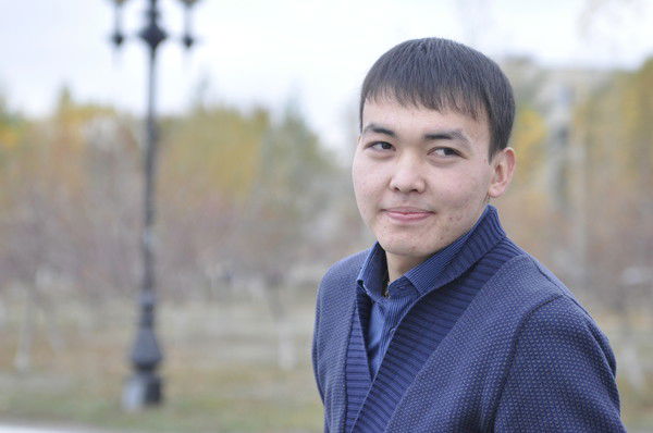 Булат Умбеткалиев