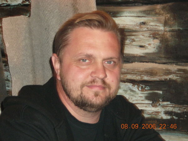 Константин Устьянцев