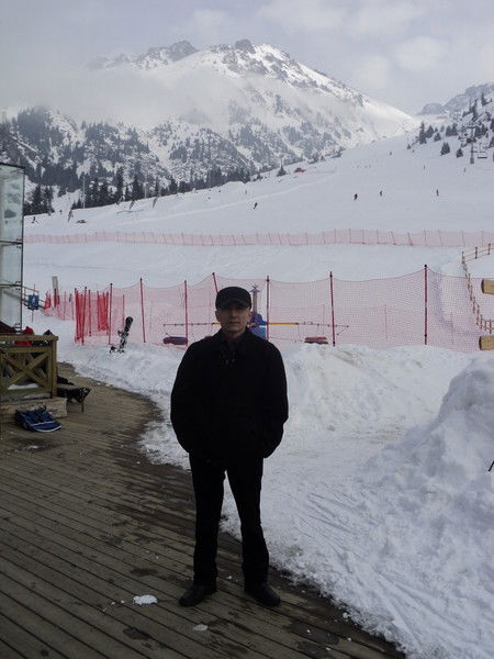 Руфат Амренов