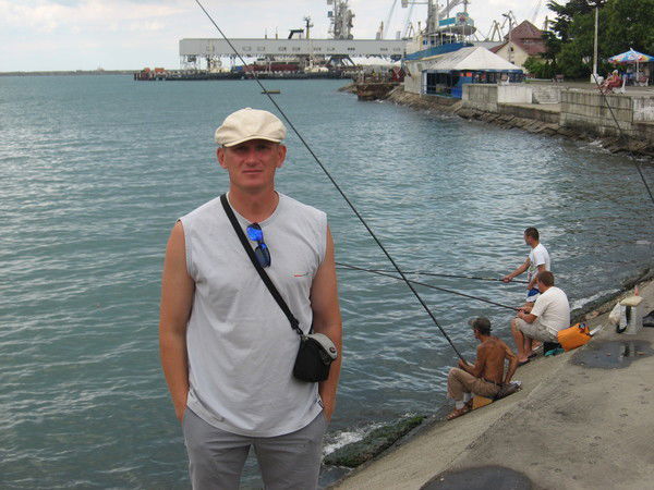 Роман Буров