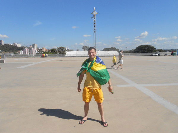 Неизвестно Неизвестно