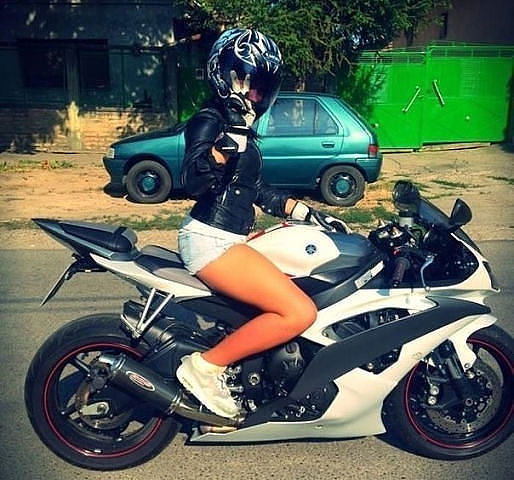 Лариса Кирова