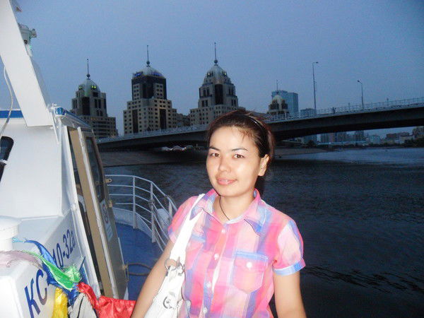 Айгуль Сырханова