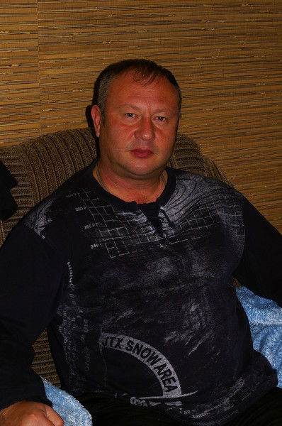 Александр Голин