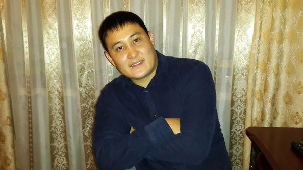 Женис Жекибаев