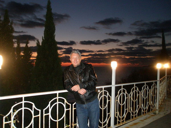 Алексей Максименко