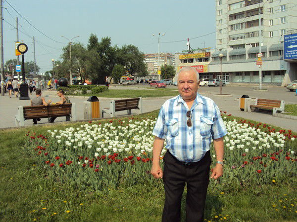 Николай Хлопонин