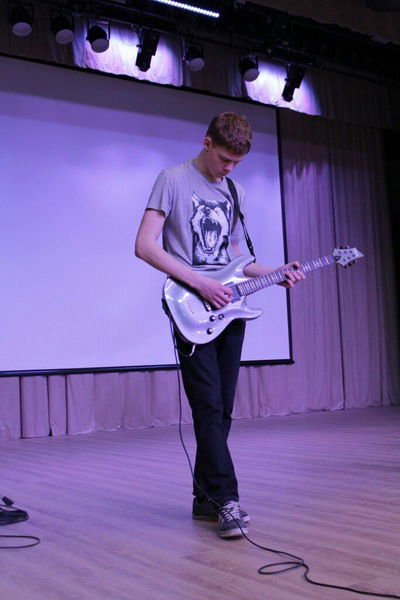 Саня Швечков