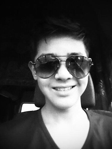 Зинедин Асет