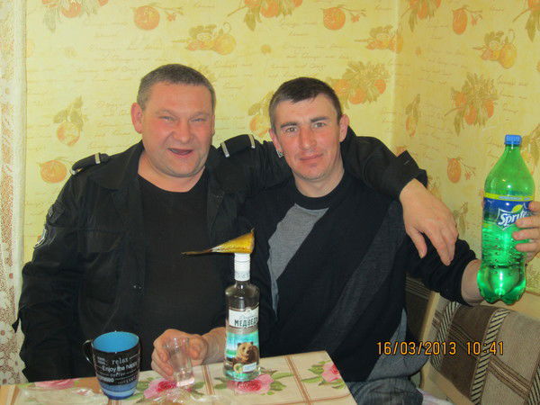 Андрей Серяков