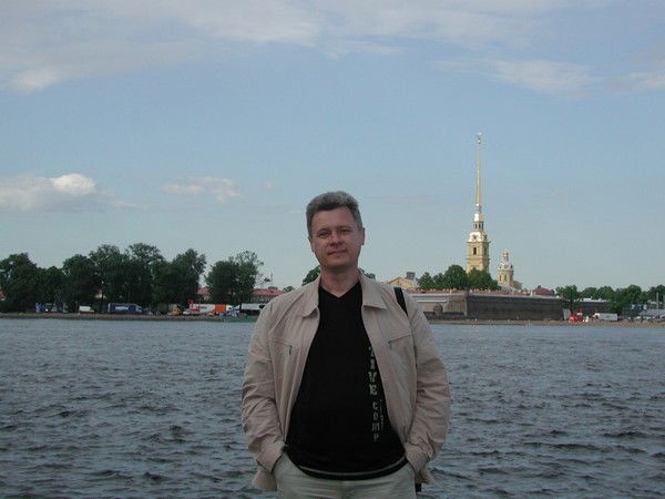 Роман Надточий