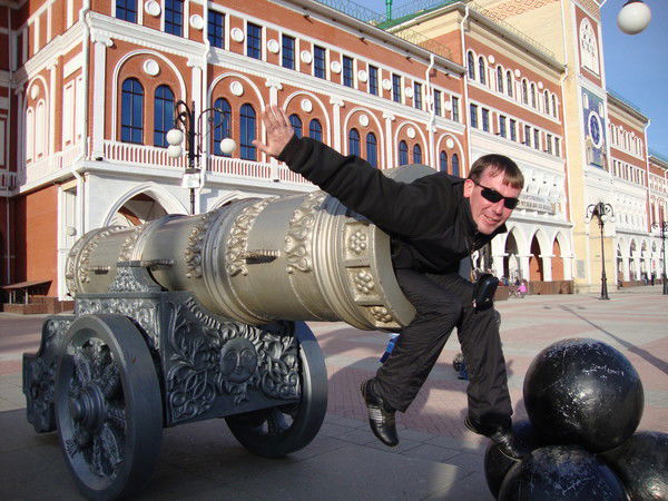 Александр Микерин